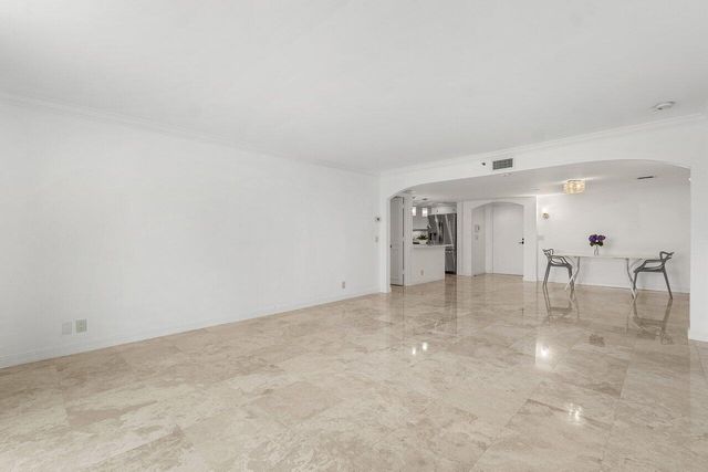 4201 N Ocean Boulevard 402, Boca Raton, FL 33431