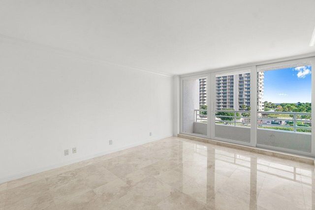 4201 N Ocean Boulevard 402, Boca Raton, FL 33431