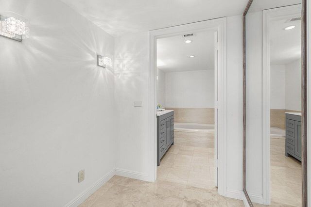 4201 N Ocean Boulevard 402, Boca Raton, FL 33431