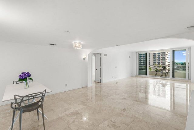 4201 N Ocean Boulevard 402, Boca Raton, FL 33431