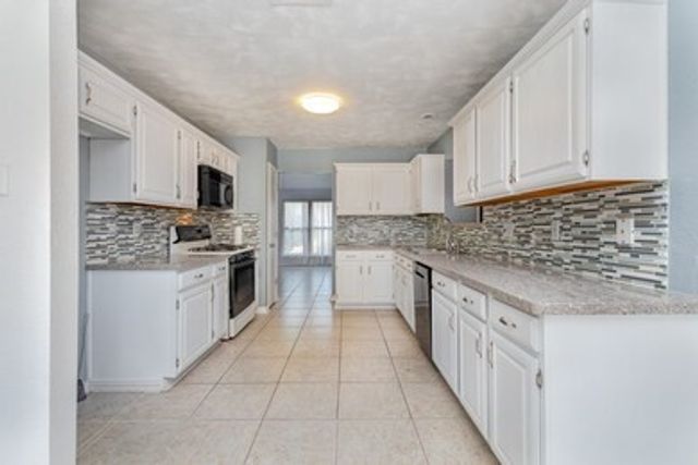 2019 Lavaca Trail, Carrollton, TX 75010