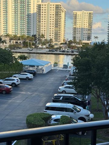800 Parkview Dr 406, Hallandale Beach, FL 33009