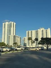 800 Parkview Dr 406, Hallandale Beach, FL 33009