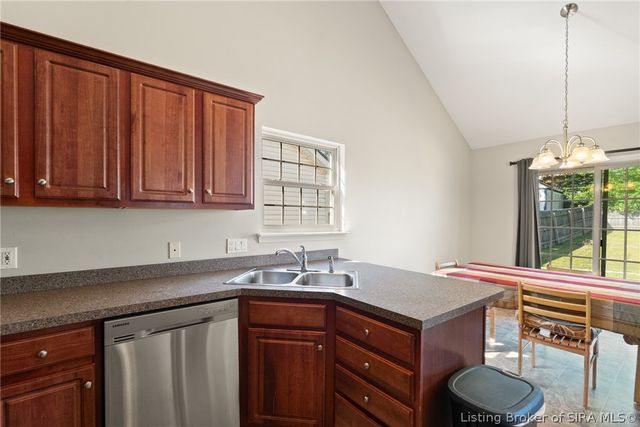 13131 Sunnybrook Drive, Memphis, IN 47143