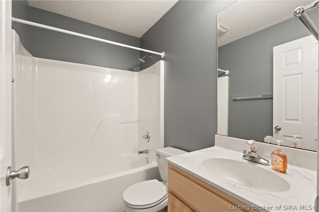 13131 Sunnybrook Drive, Memphis, IN 47143