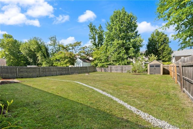 13131 Sunnybrook Drive, Memphis, IN 47143