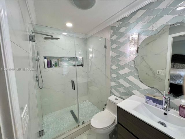 8917 NW 54th Street, Sunrise, FL 33351