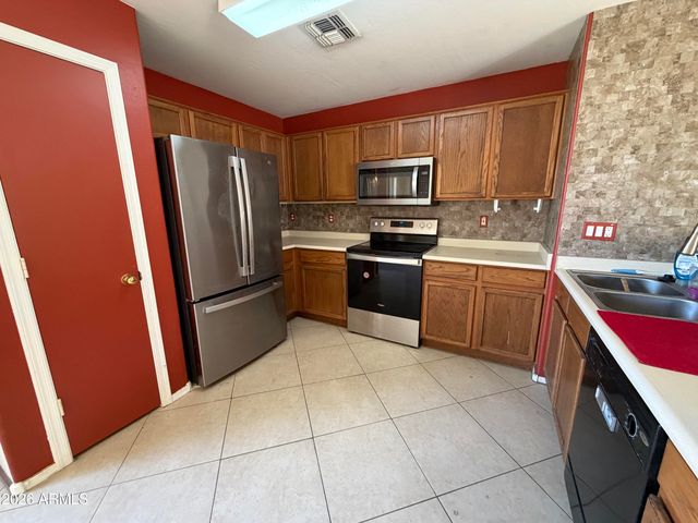 5914 N MILANO Court, Litchfield Park, AZ 85340