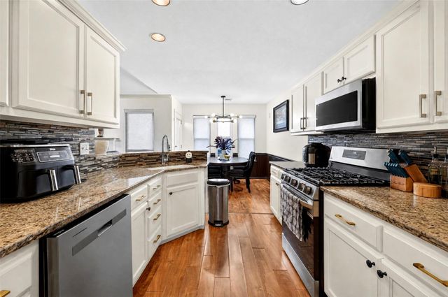 19733 E 45th Street S, Broken Arrow, OK 74014