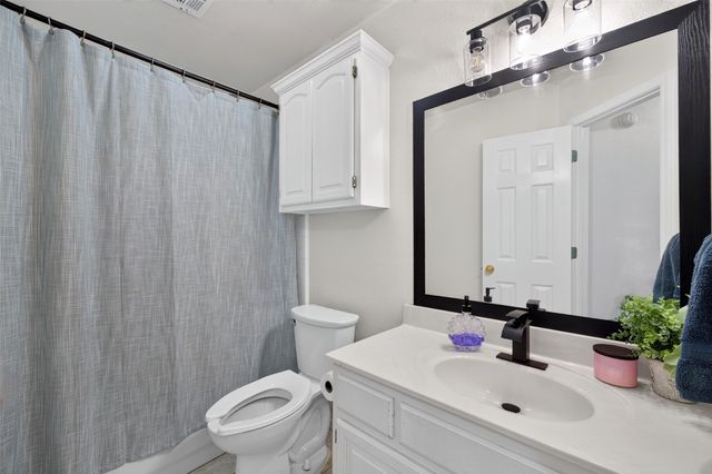 19733 E 45th Street S, Broken Arrow, OK 74014