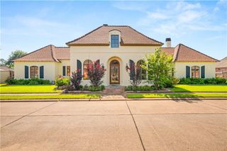 6039 STONEGATE Drive, Alexandria, LA 71303