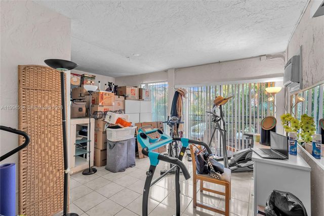 1321 SW 124th Ct 18-A, Miami, FL 33184