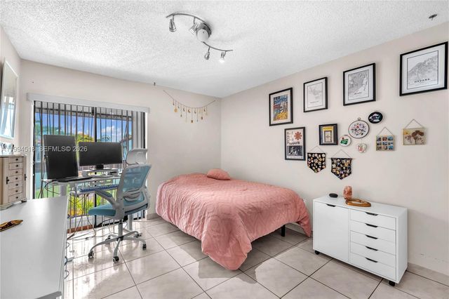 1321 SW 124th Ct 18-A, Miami, FL 33184