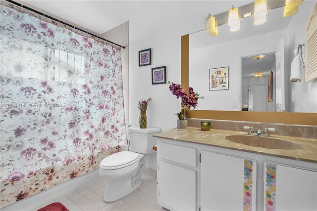 1321 SW 124th Ct 18-A, Miami, FL 33184