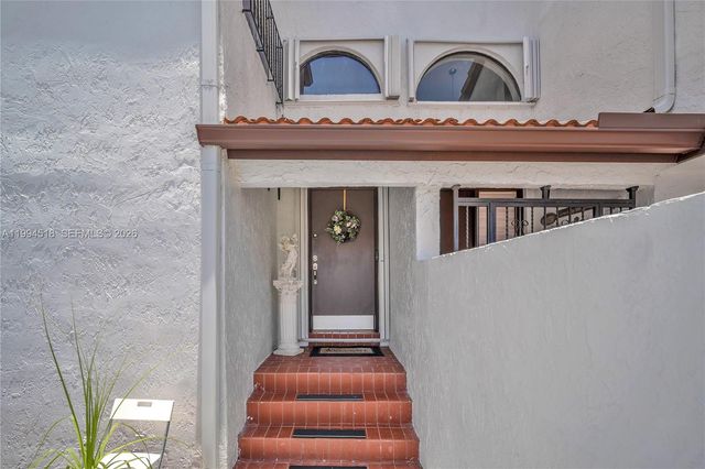 1321 SW 124th Ct 18-A, Miami, FL 33184