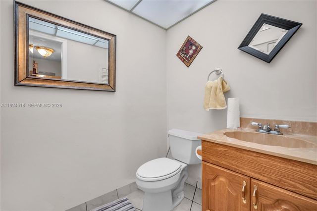 1321 SW 124th Ct 18-A, Miami, FL 33184