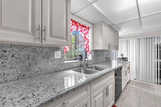 1321 SW 124th Ct 18-A, Miami, FL 33184