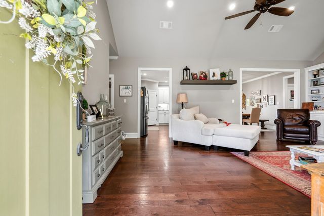 224 Grand Ridge Terrace, Hot Springs, AR 71901