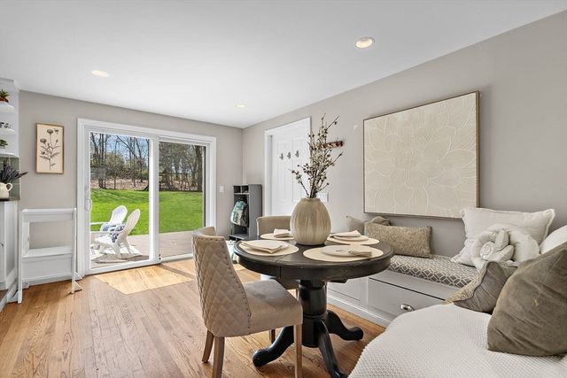 25 Franklin Pl, Sudbury, MA 01776