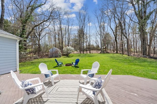 25 Franklin Pl, Sudbury, MA 01776