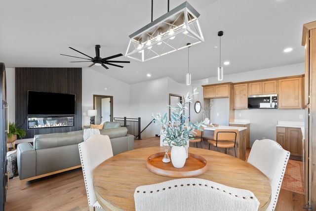 1246 PINNACLE CT, Rapid City, SD 57701