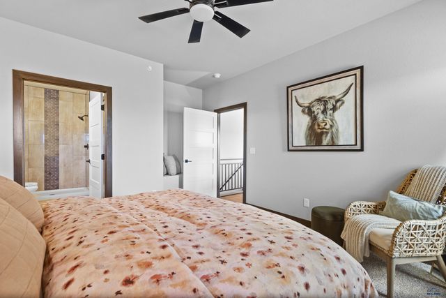 1246 PINNACLE CT, Rapid City, SD 57701