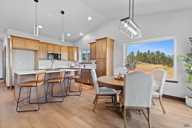 1246 PINNACLE CT, Rapid City, SD 57701