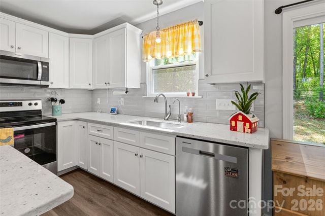 3690 Innes Lane, Maiden, NC 28650