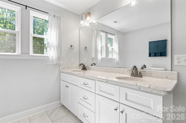 3690 Innes Lane, Maiden, NC 28650