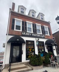 40 Bank Street, New London, CT 06320