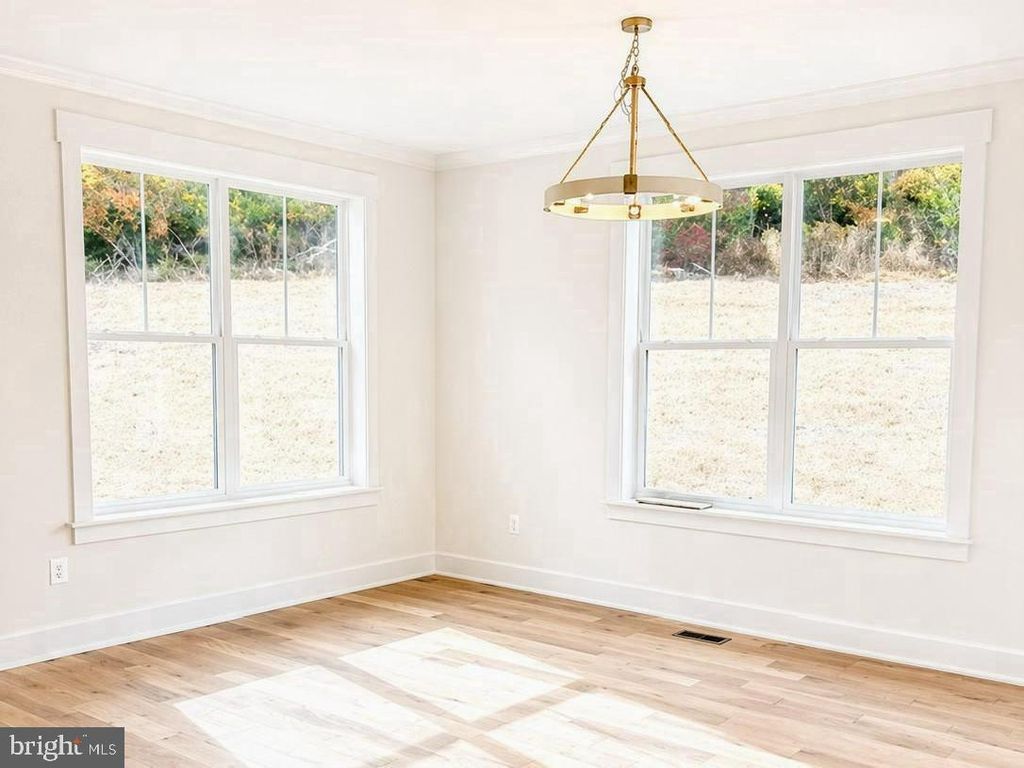 Image 3 of property listing at 9529 CHILDACREST DR, Boonsboro, MD 21713