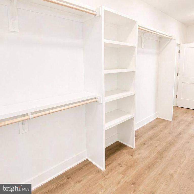 Image 6 of property listing at 9529 CHILDACREST DR, Boonsboro, MD 21713