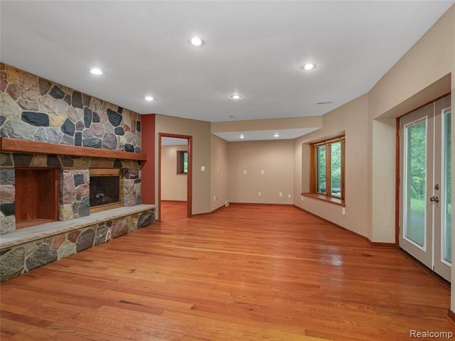 3378 Jossman Hills, Ortonville, MI 48462