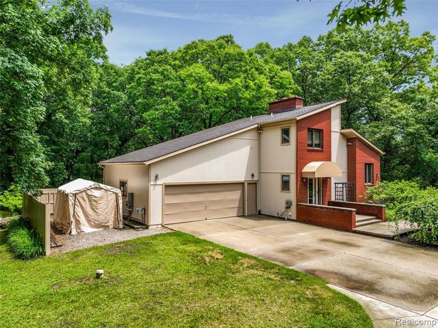 3378 Jossman Hills, Ortonville, MI 48462
