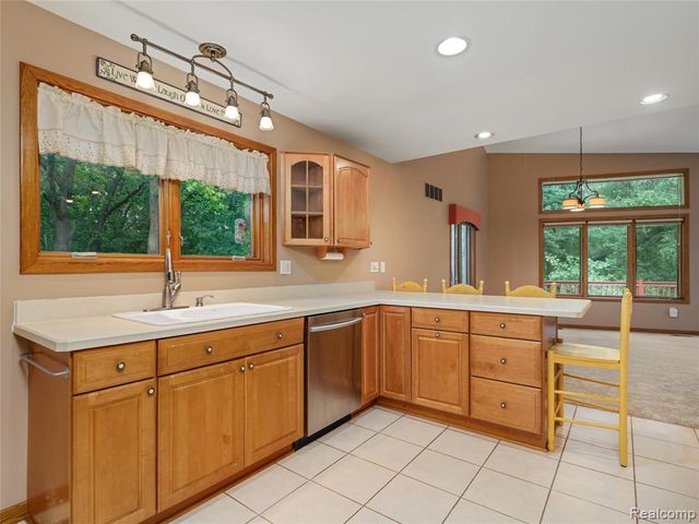 3378 Jossman Hills, Ortonville, MI 48462