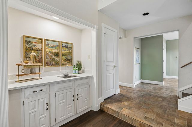 2920 Shady Lake Circle, Carrollton, TX 75006