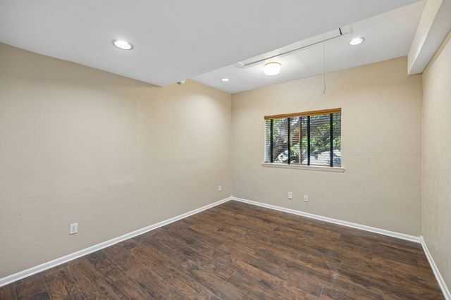 2920 Shady Lake Circle, Carrollton, TX 75006