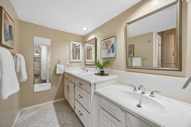 2920 Shady Lake Circle, Carrollton, TX 75006
