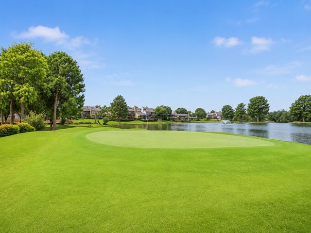 2920 Shady Lake Circle, Carrollton, TX 75006