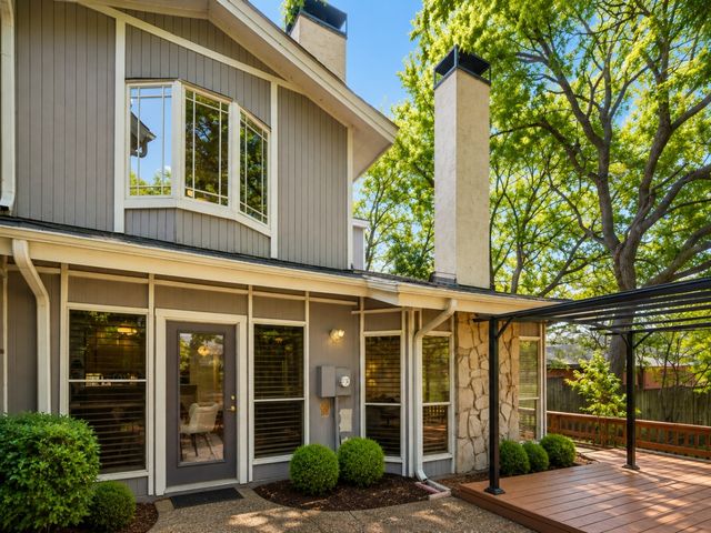 2920 Shady Lake Circle, Carrollton, TX 75006