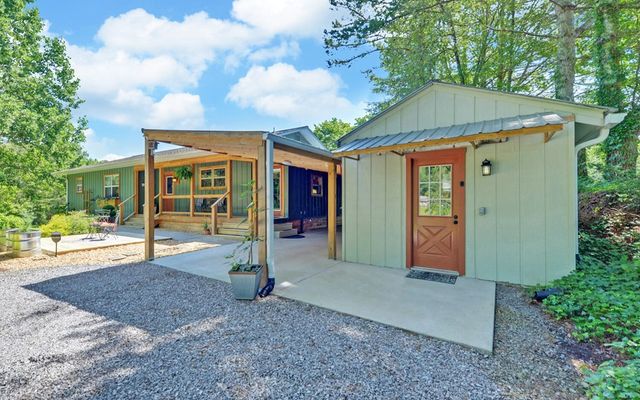 39 Country Lane, Murphy, NC 28906