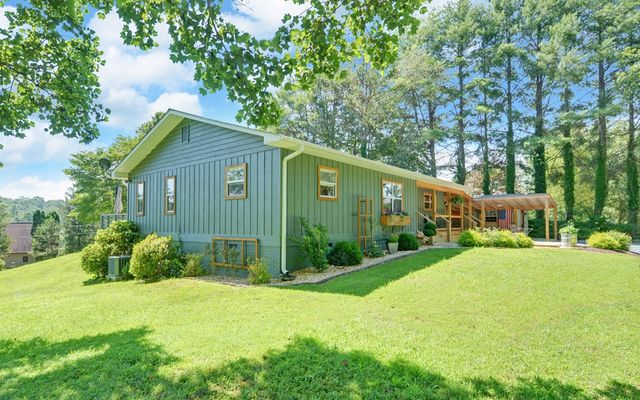 39 Country Lane, Murphy, NC 28906