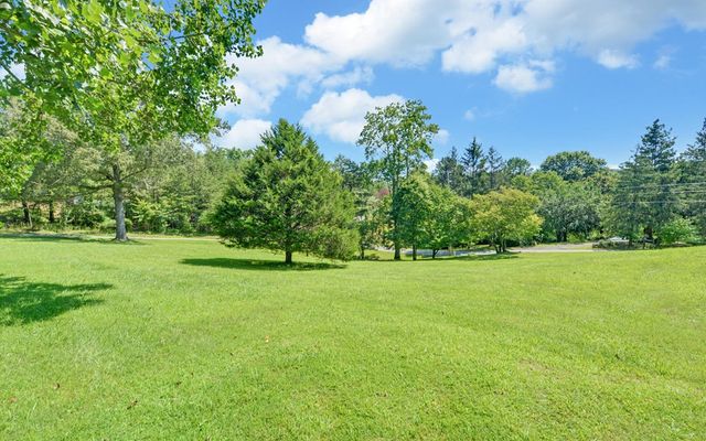 39 Country Lane, Murphy, NC 28906