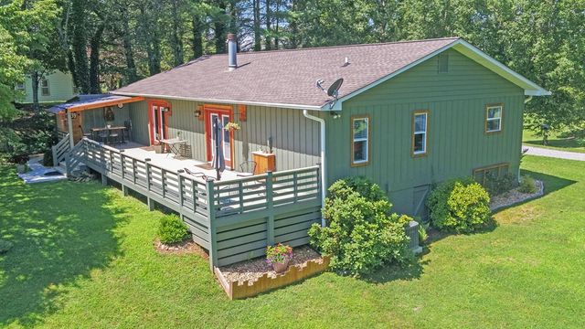 39 Country Lane, Murphy, NC 28906