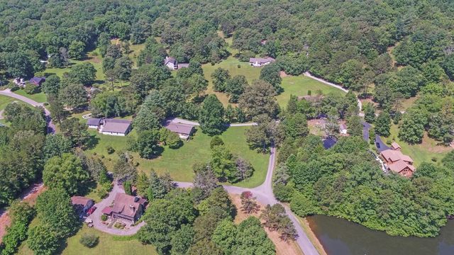 39 Country Lane, Murphy, NC 28906