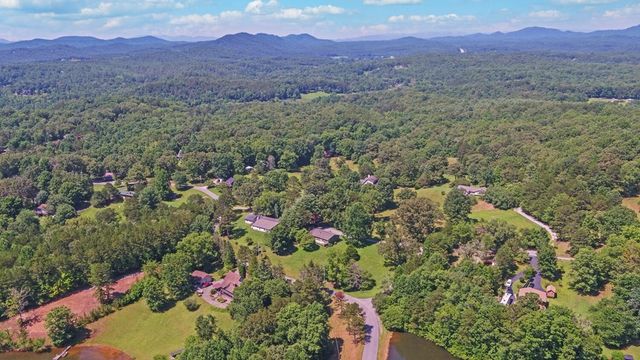 39 Country Lane, Murphy, NC 28906