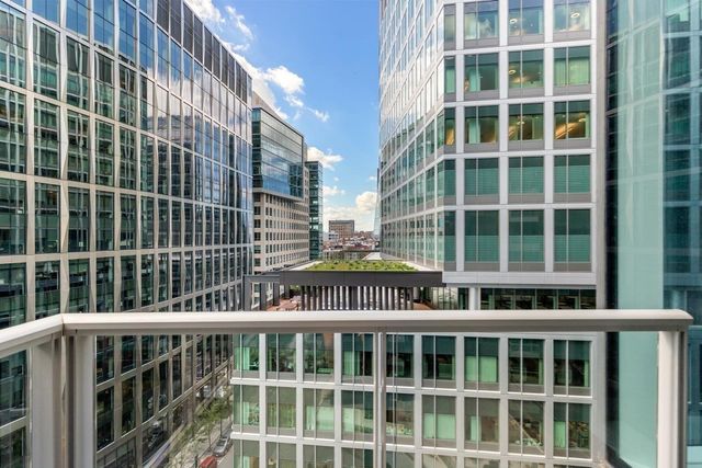 22 Liberty Dr 10G, Boston, MA 02210