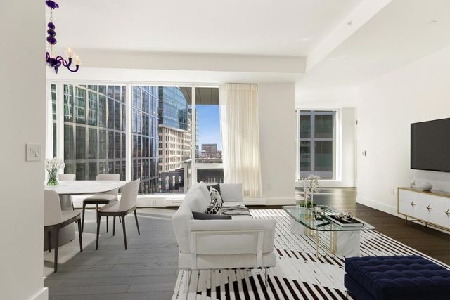22 Liberty Dr 10G, Boston, MA 02210