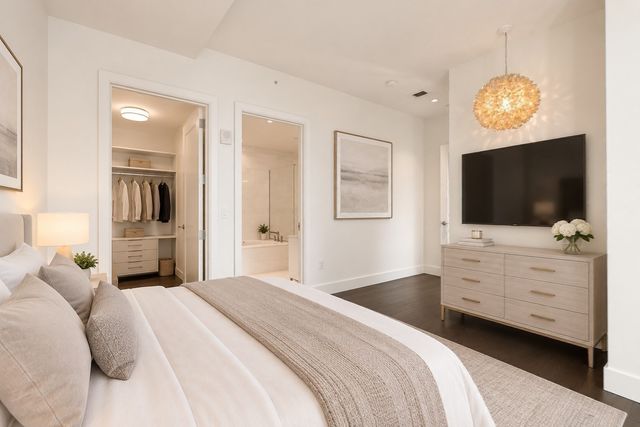 22 Liberty Dr 10G, Boston, MA 02210