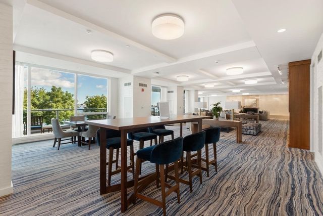 22 Liberty Dr 10G, Boston, MA 02210